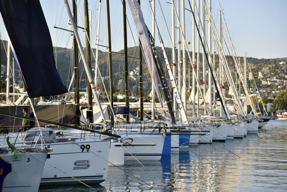 DENIZ KUPASI YAT YARISLARI SONA ERDI